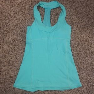 Lululemon athletic top with built in bra